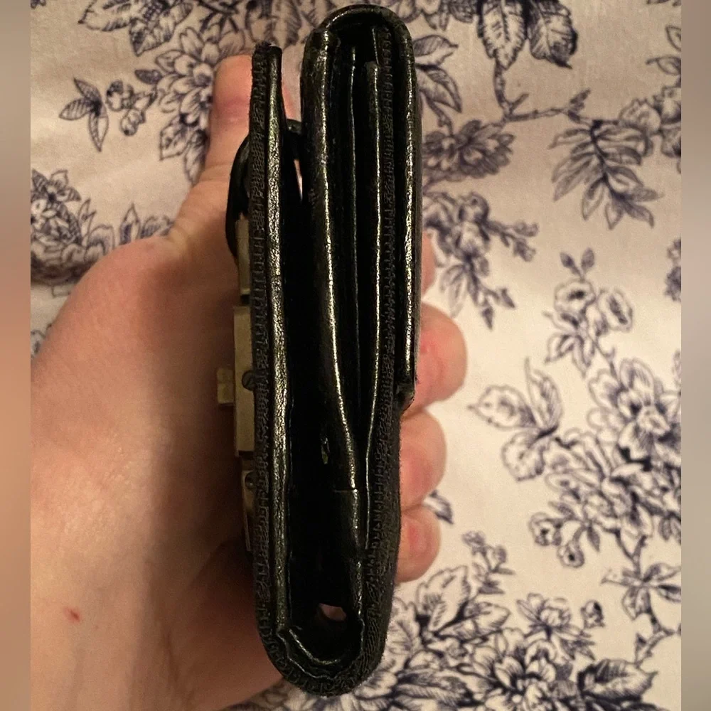 Gucci Jackie GG Black Canvas Compact Wallet w/Gunmetal Hardware - Picture 12 of 15